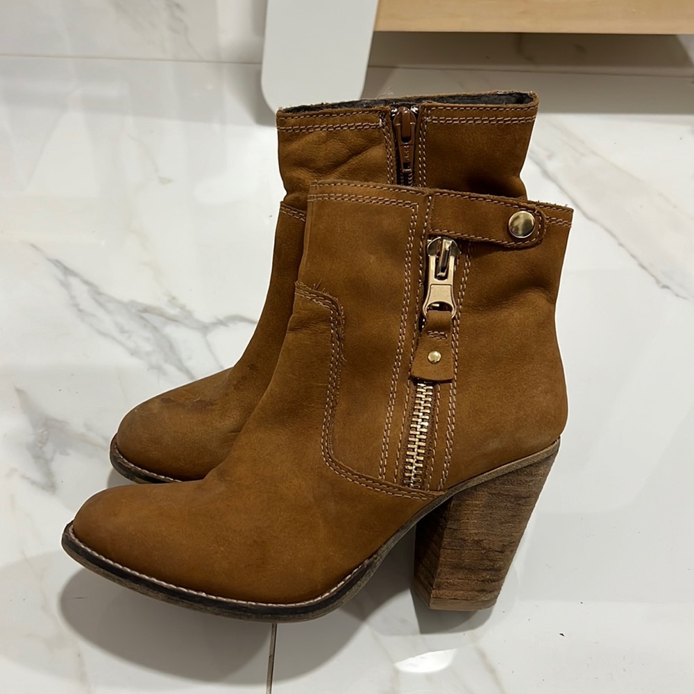 Used Aldo ankle boots